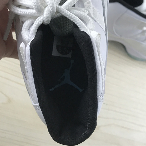 Air Jordan 11  Sneaker     378037-117 - DopestKickz