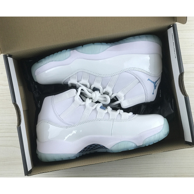 Air Jordan 11  Sneaker     378037-117 - DopestKickz