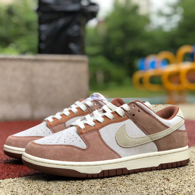 Nike Dunk Low PRM “Medium Curry” Sneaker       DD1390-100 - DopestKickz