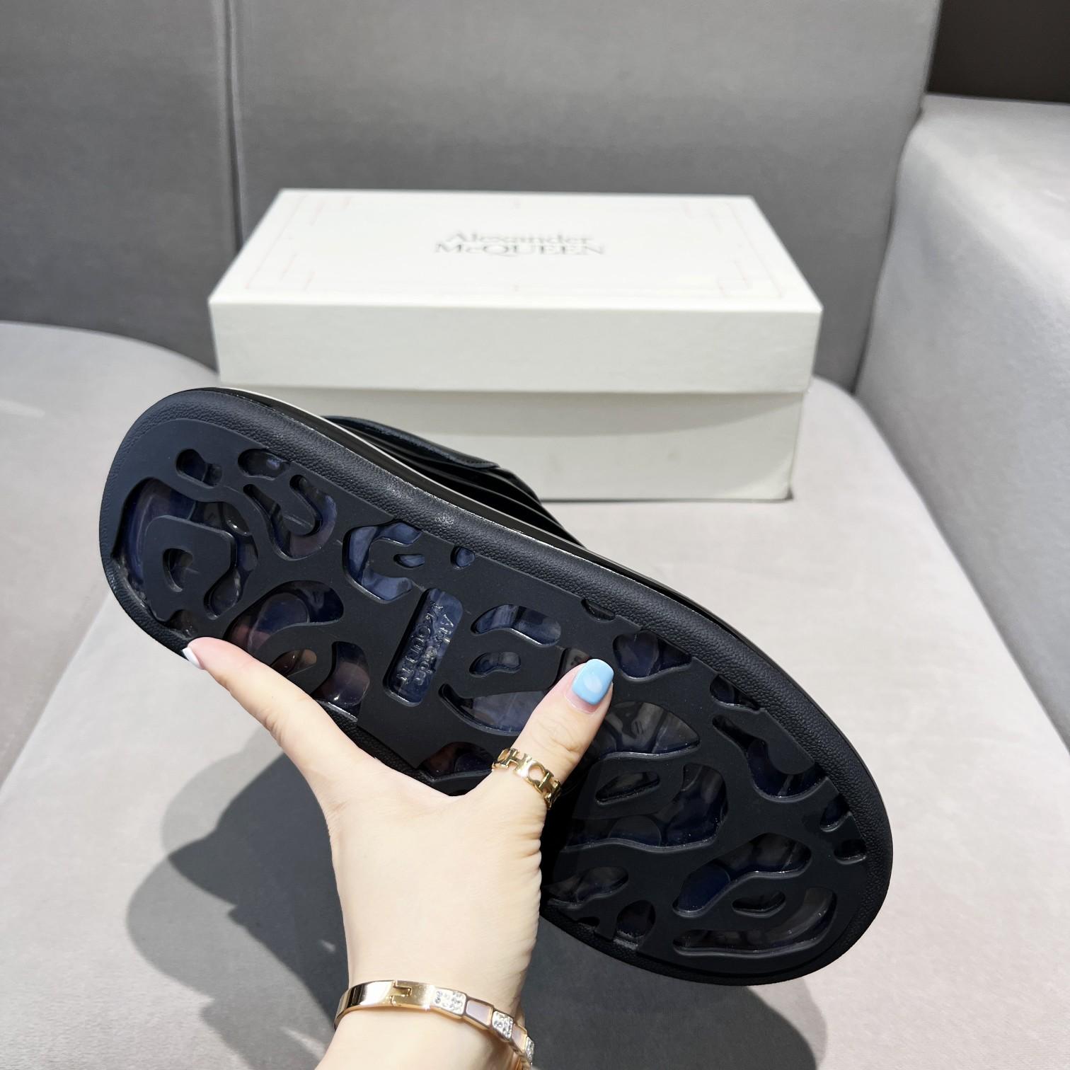 Alexander Mqueen Oversized Sneaker In Black - DopestKickz