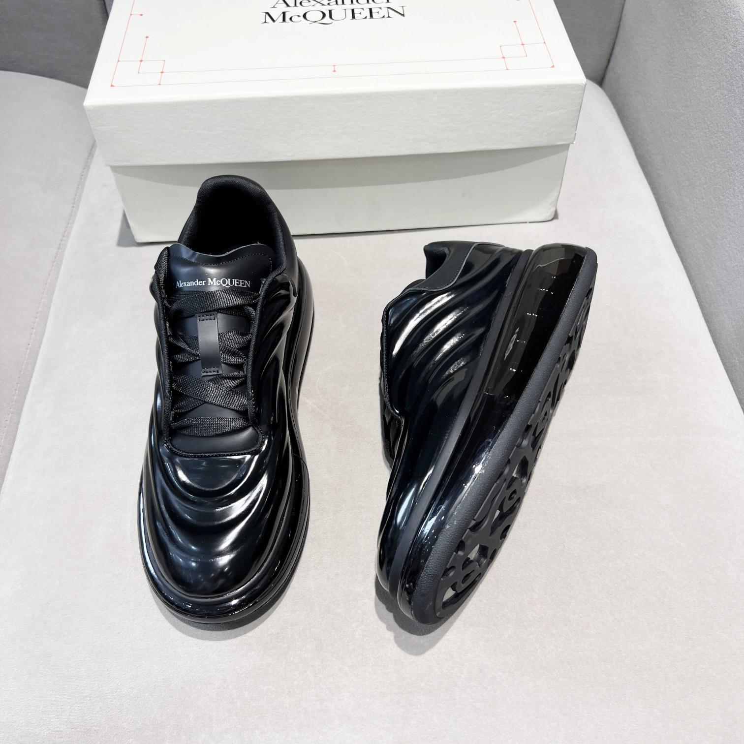 Alexander Mqueen Oversized Sneaker In Black - DopestKickz