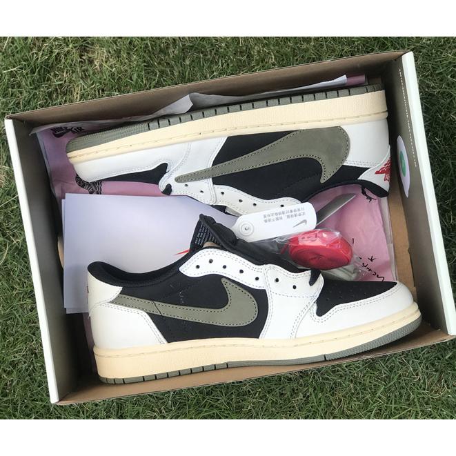 Travis Scott x Air Jordan 1 Low WMNS Sneaker   DZ4137-106 - DopestKickz