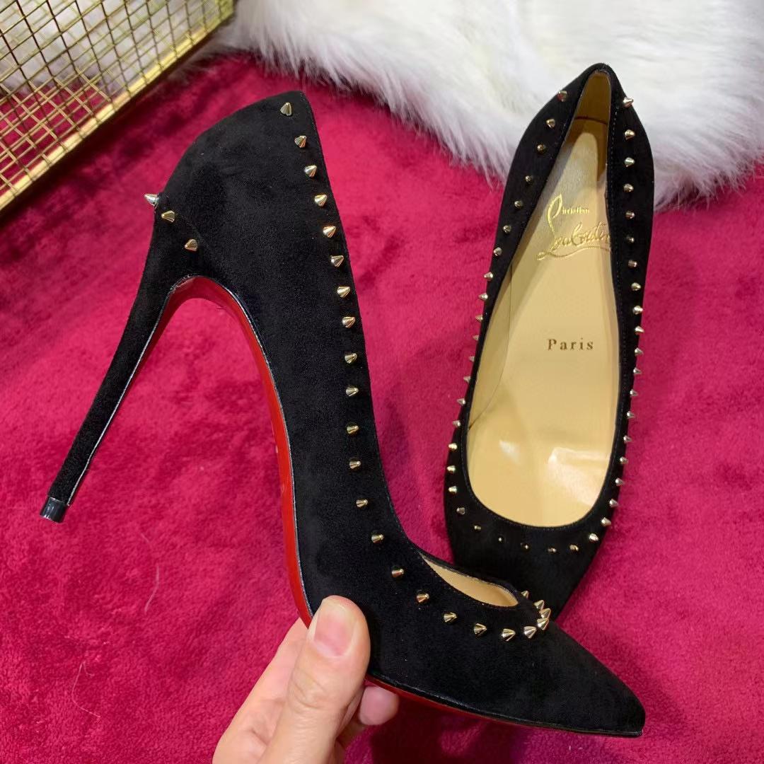 Christian Louboutin Anjalina Pumps  - DopestKickz