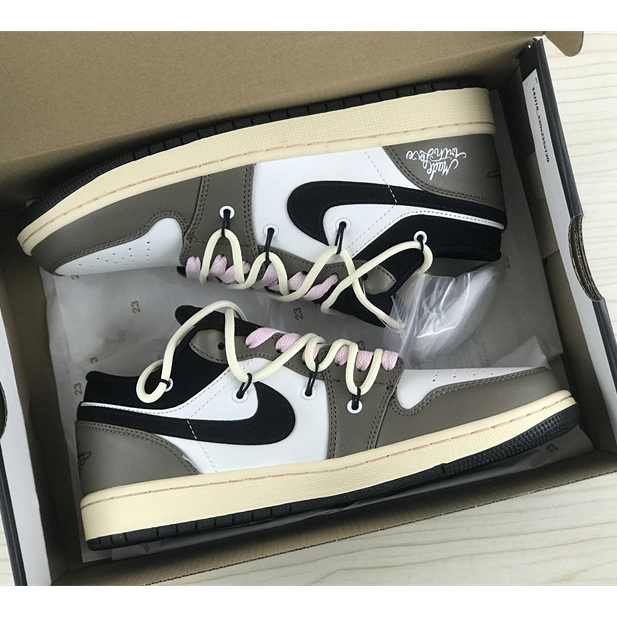 Air Jordan 1 Low Sneaker   553558-062 - DopestKickz