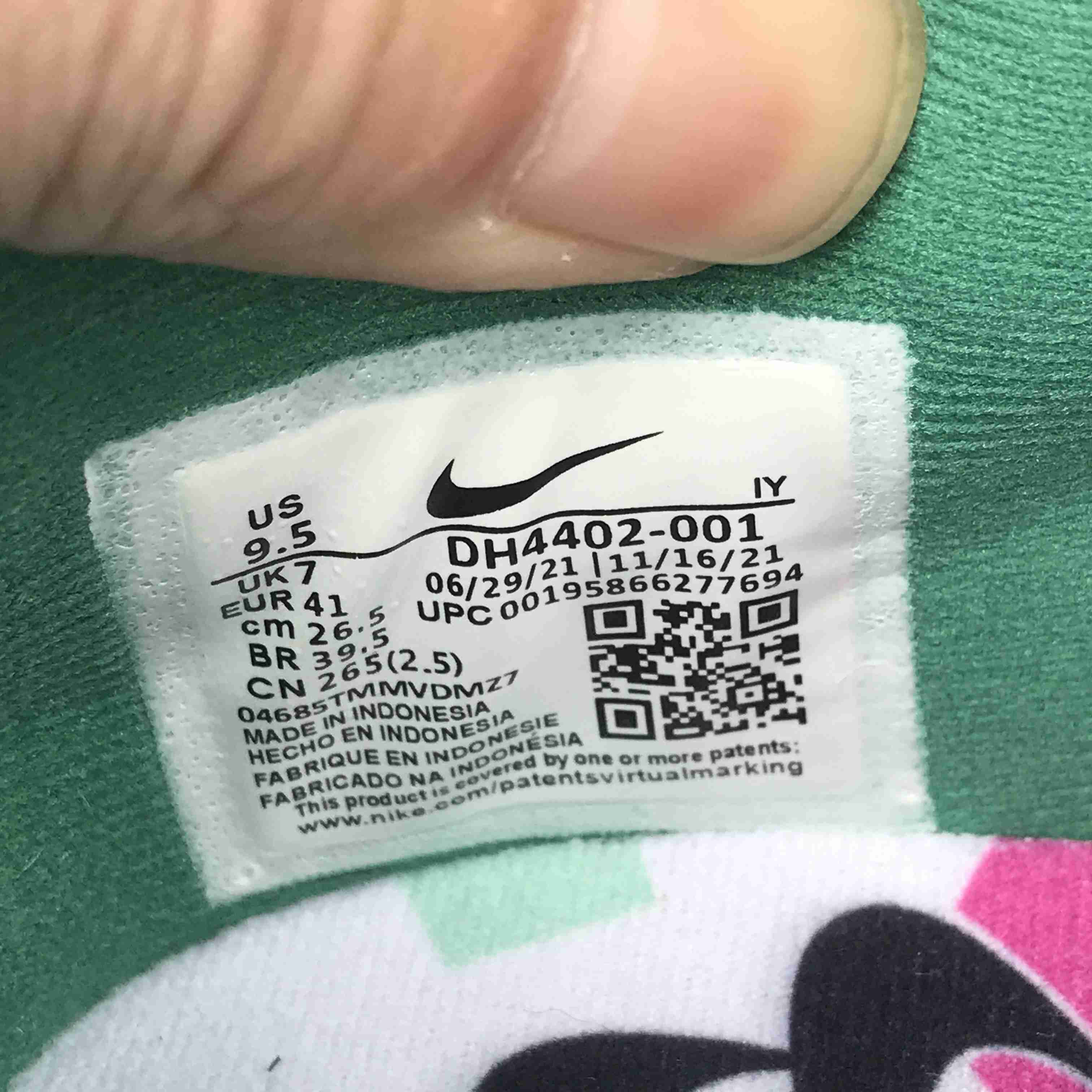 Nike Dunk Low Disrupt 2 “Green Snake” Sneaker     DV3206-001 - DopestKickz