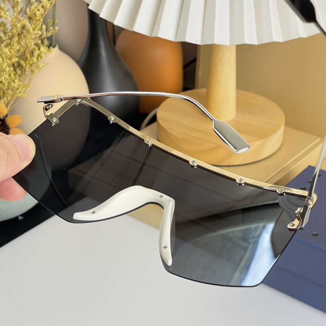 Gucci Mask-Shaped Sunglasses     GG1244 - DopestKickz