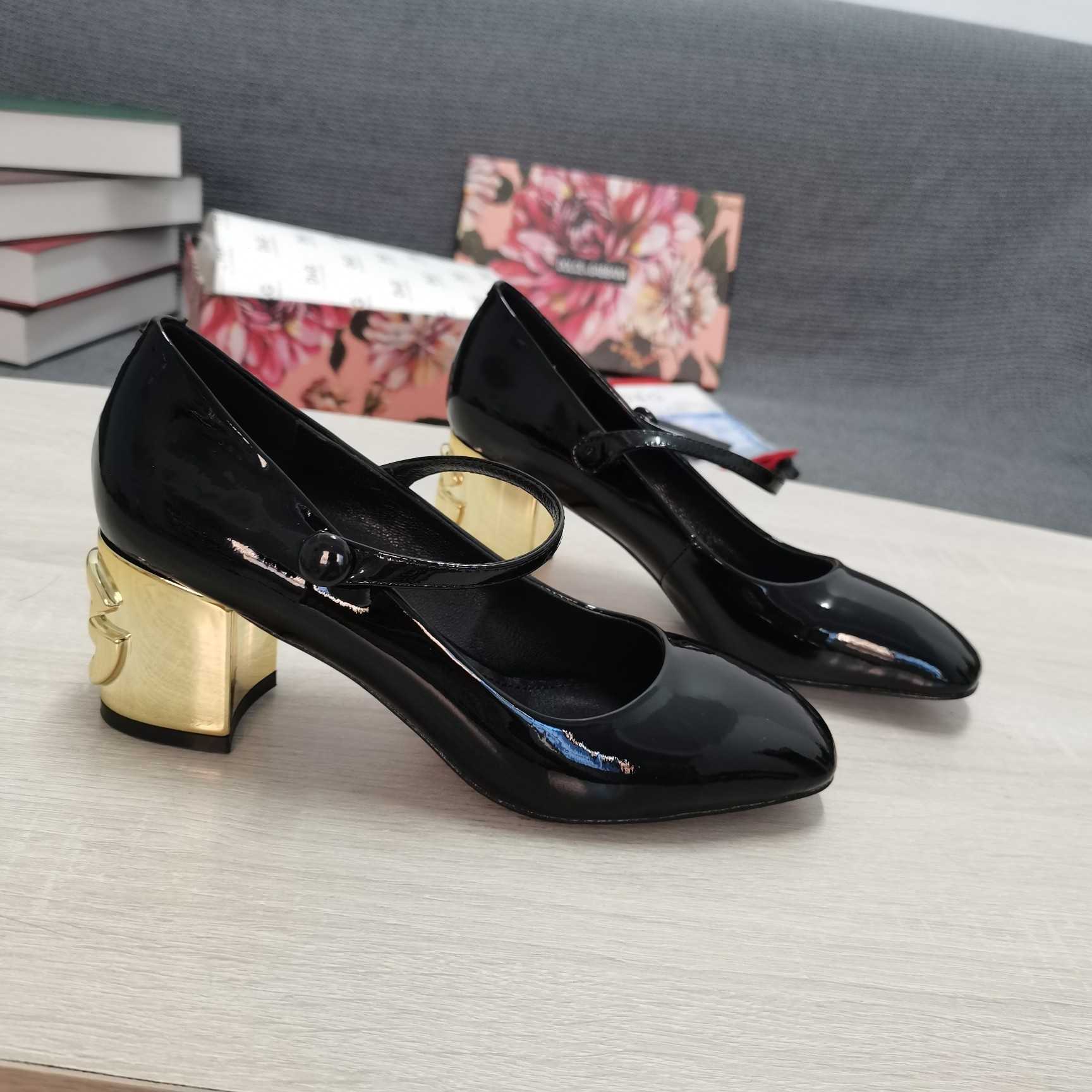 Dolce & Gabbana Patent Leather Slingbacks With DG Karol Heel - DopestKickz