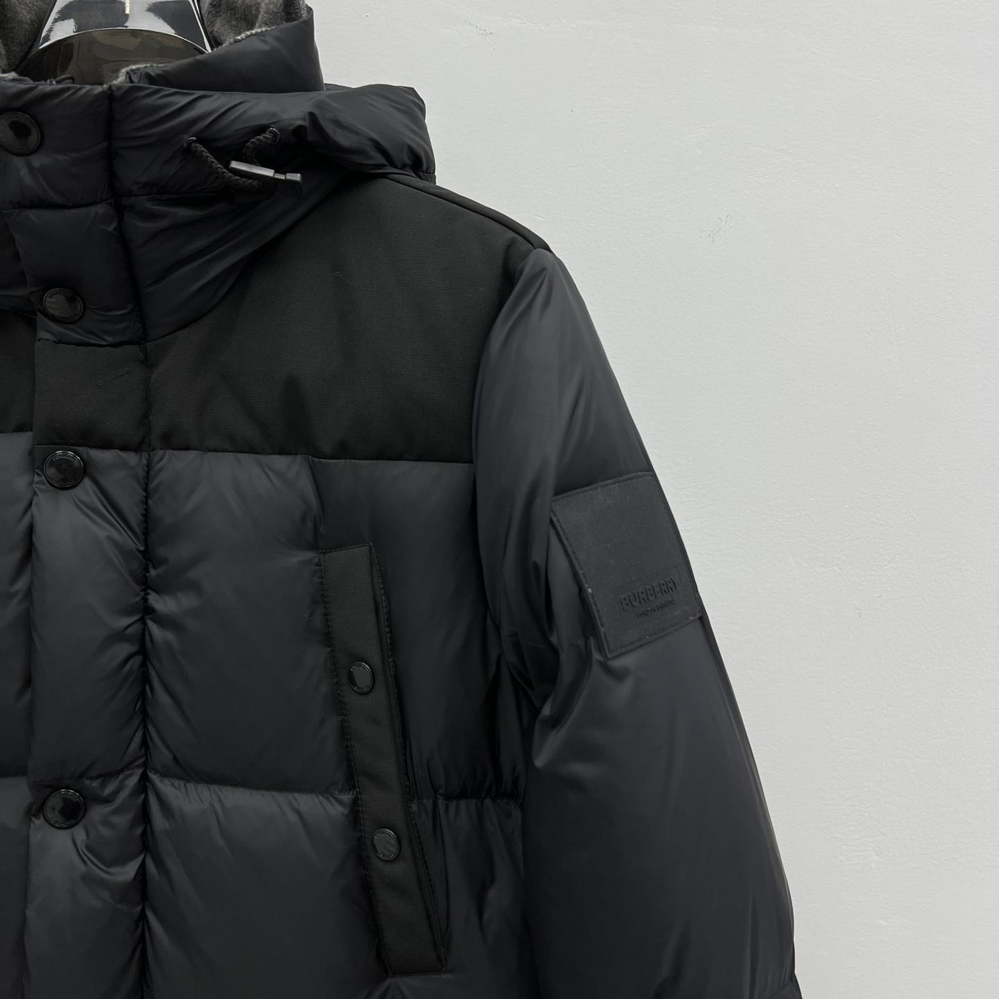 Burberry Logo Appliqué Nylon Puffer Coat - DopestKickz