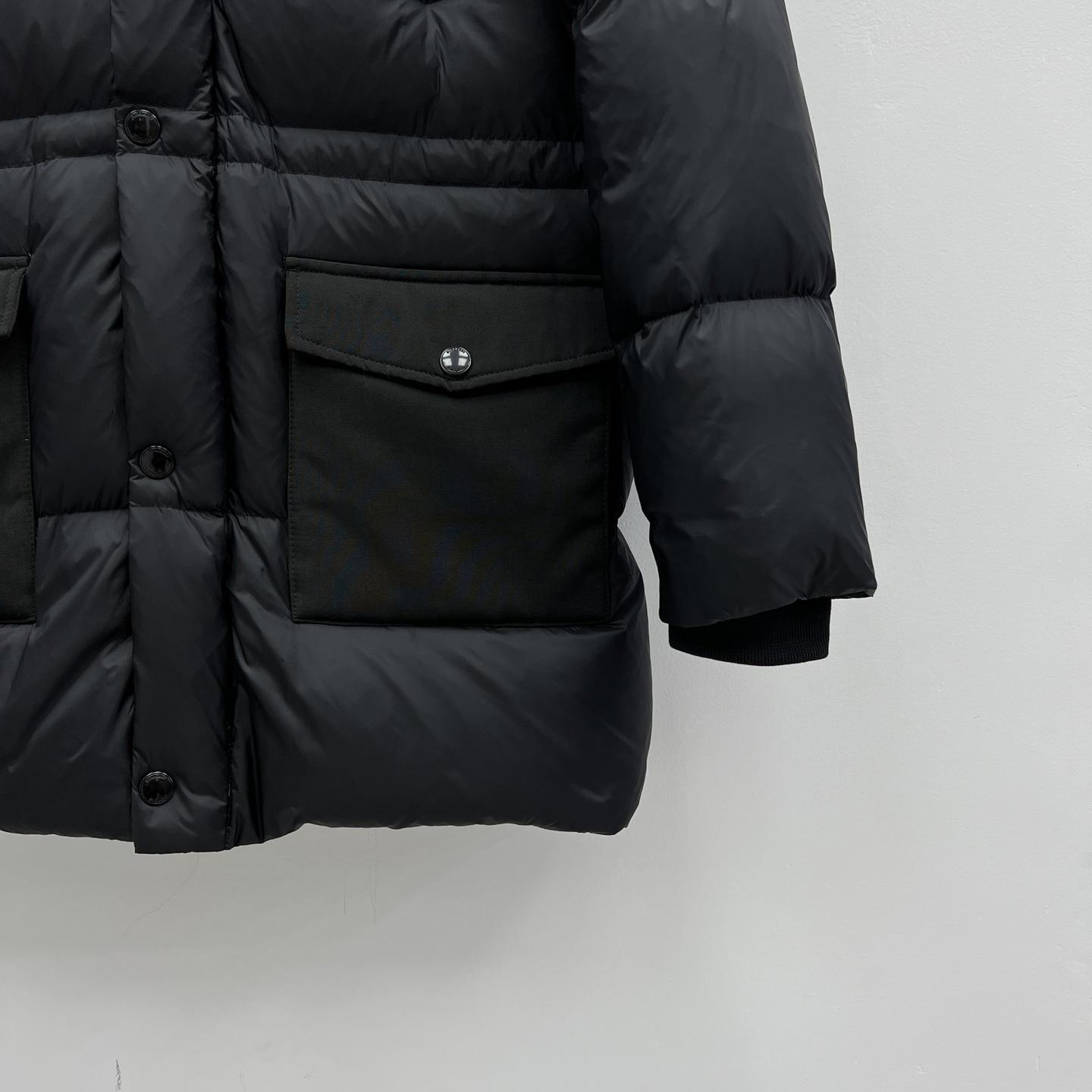 Burberry Logo Appliqué Nylon Puffer Coat - DopestKickz