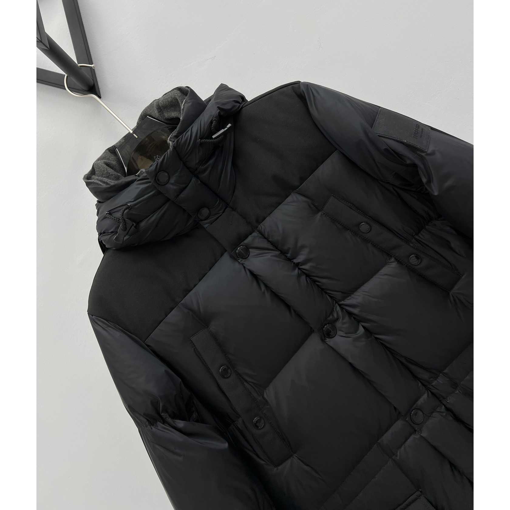 Burberry Logo Appliqué Nylon Puffer Coat - DopestKickz