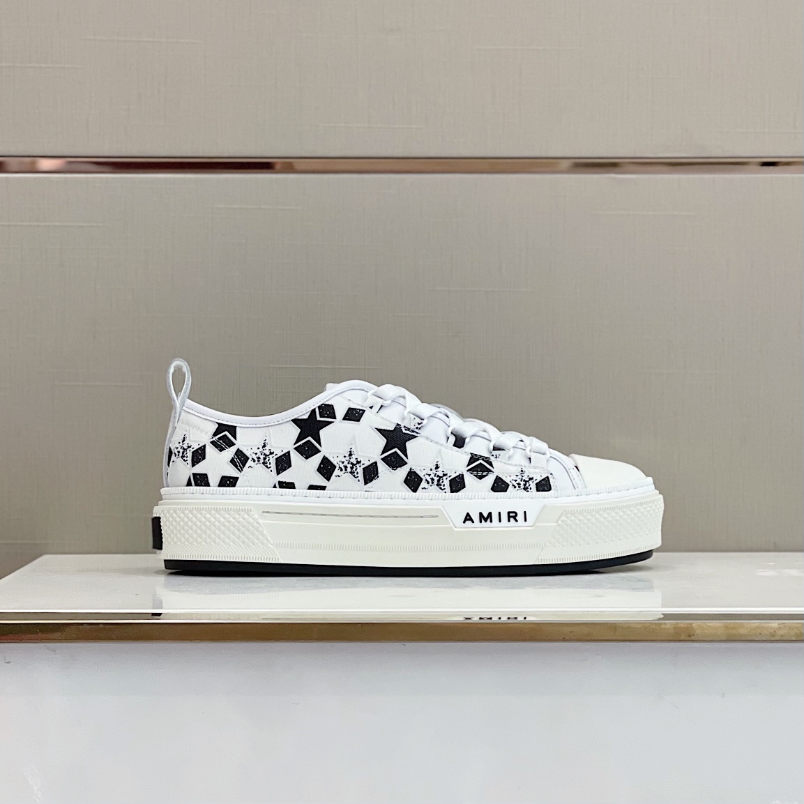 Amiri Low Top Sneaker - DopestKickz