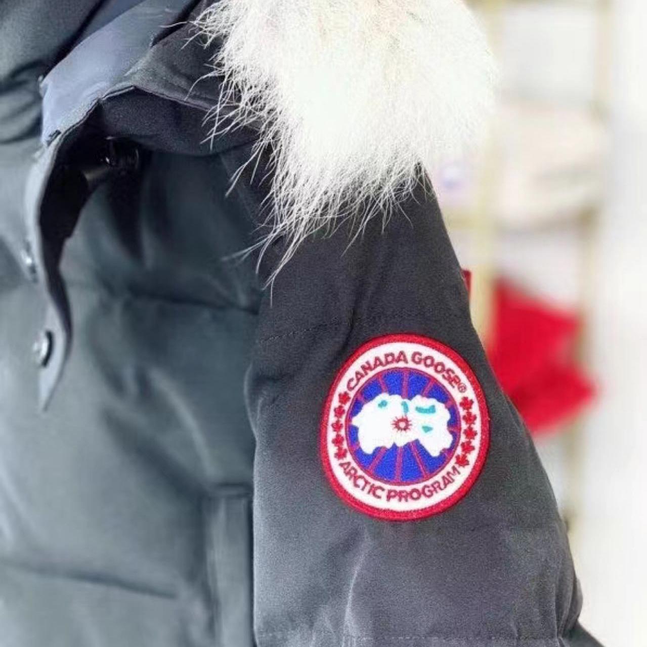 Canada Goose Wyndham Parka - DopestKickz