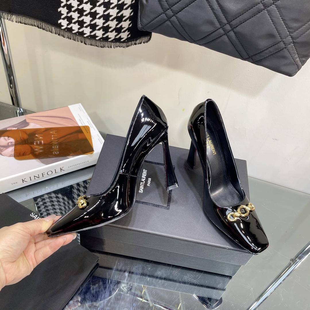 Saint Laurent Severine Pumps In Patent Leather - DopestKickz