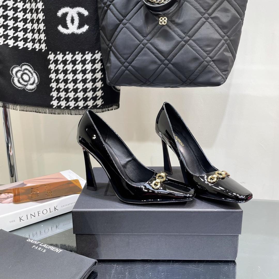 Saint Laurent Severine Pumps In Patent Leather - DopestKickz
