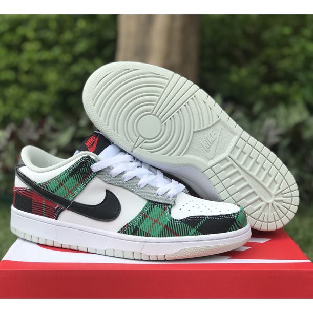 Nike SB Dunk Low Creamy/Tweed" Sneaker     DV0827-100 - DopestKickz
