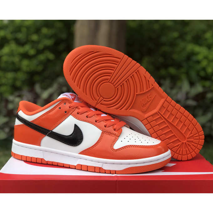 Nike WMNS SB Dunk Low ESS"Halloween" Sneaker     DJ9955-800 - DopestKickz