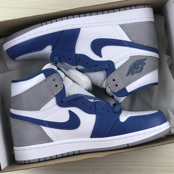 Air Jordan 1 High OG “True Blue”  Sneaker    DZ5485-410 - DopestKickz