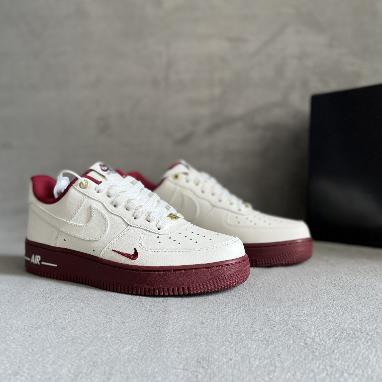 Air Force 1 07 LV8"Light Blue/Love" Sneaker      DQ7582-100 - DopestKickz