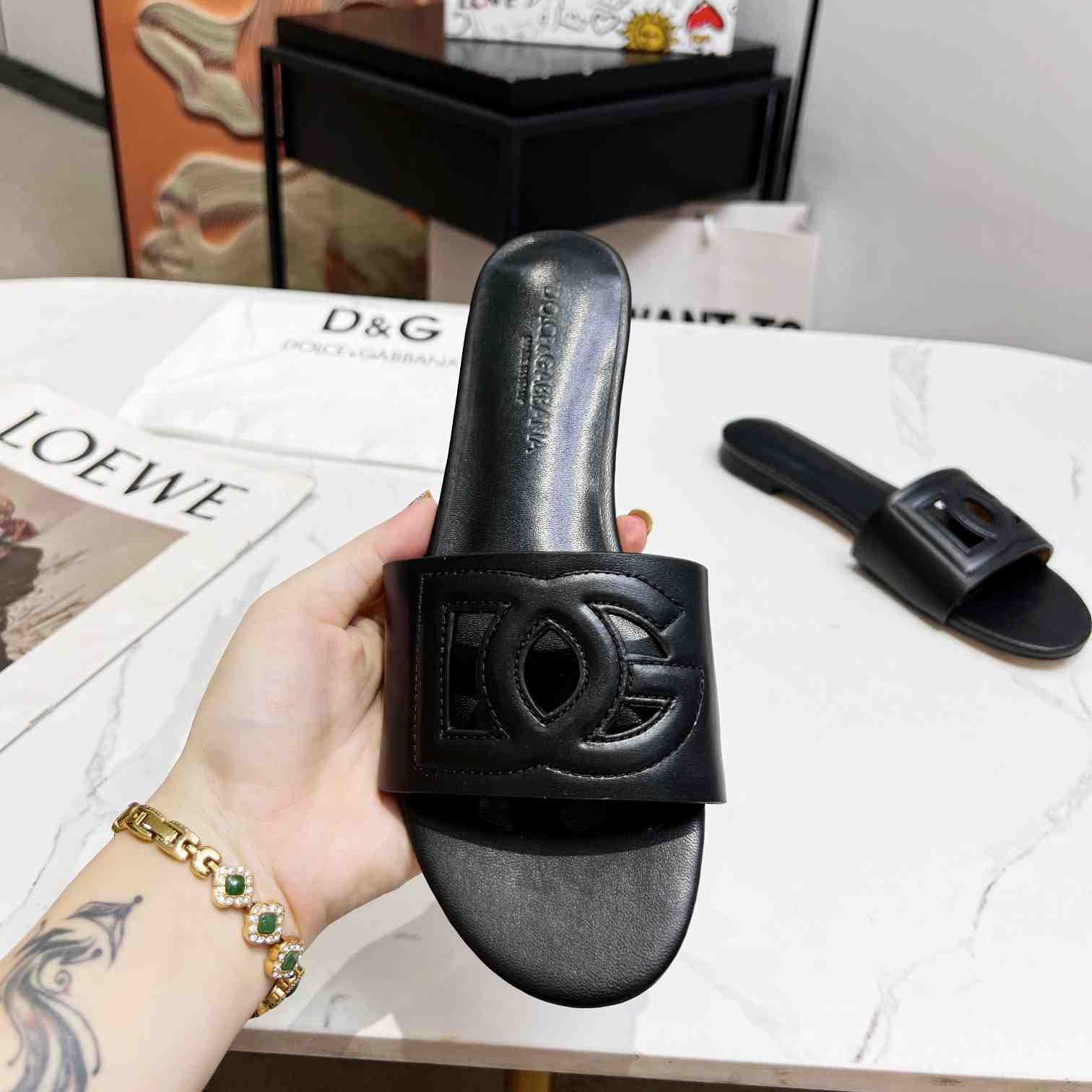 Dolce & Gabbana  DG Logo Leather  Sandal - DopestKickz