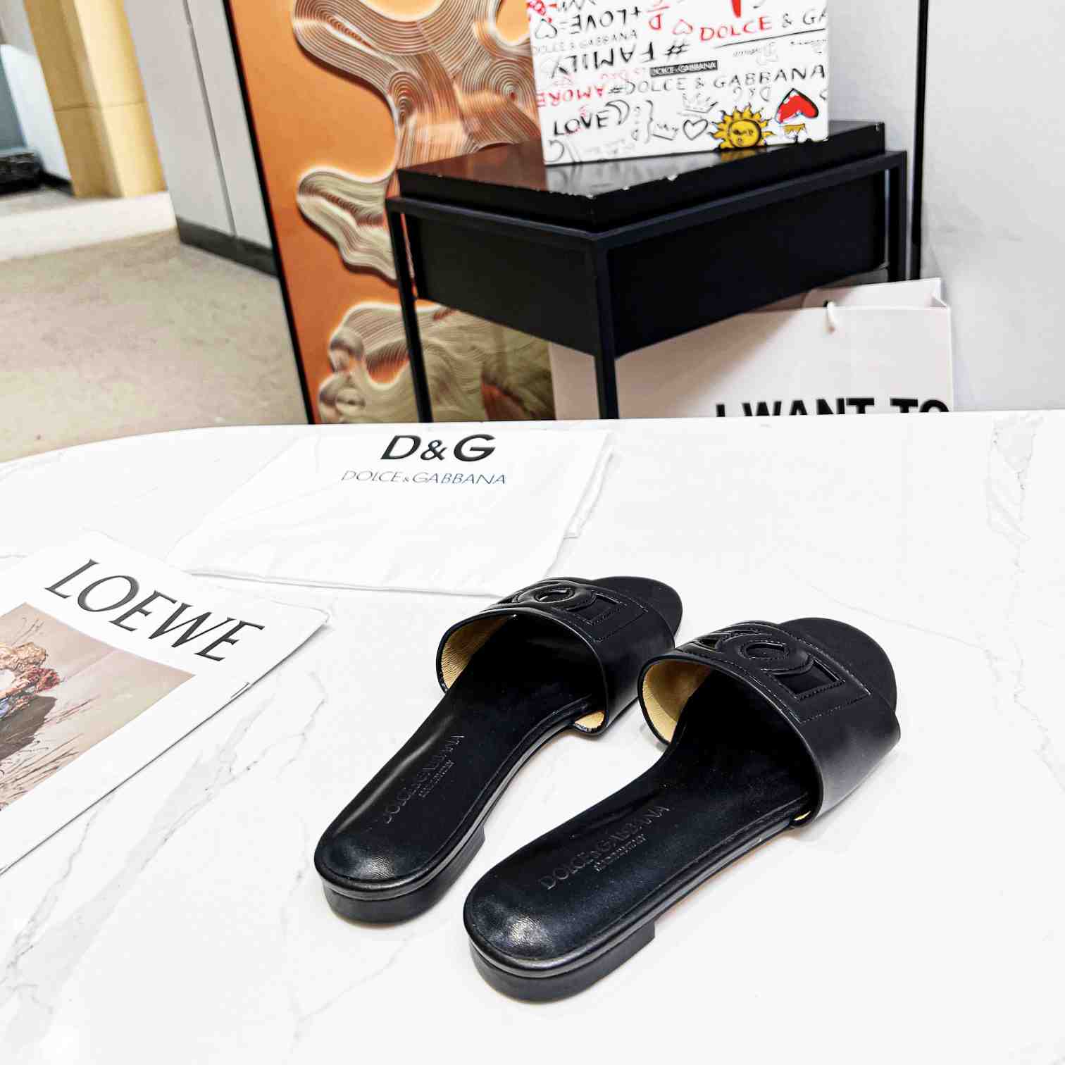 Dolce & Gabbana  DG Logo Leather  Sandal - DopestKickz