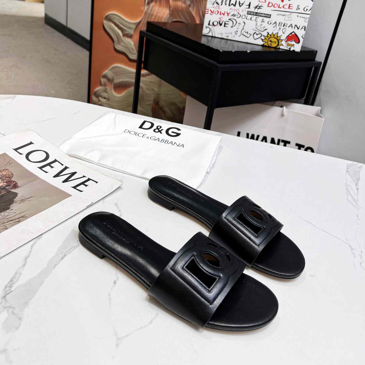 Dolce & Gabbana  DG Logo Leather  Sandal - DopestKickz