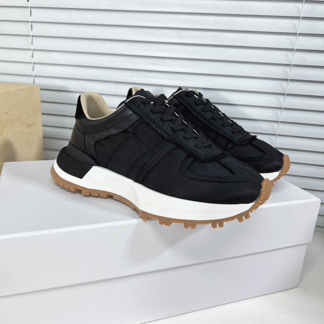Maison Margiela 50-50 sneakers - DopestKickz
