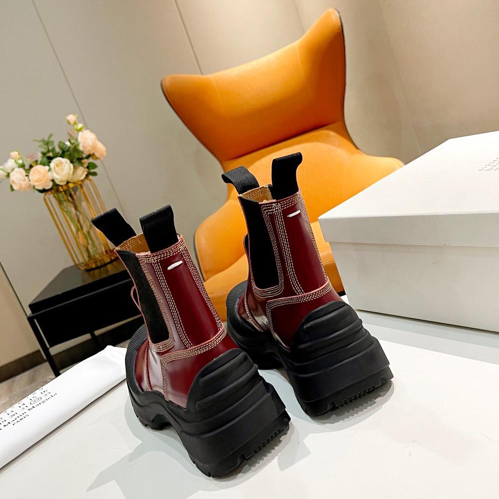 Maison Margiela Leather Chelsea Boots - DopestKickz