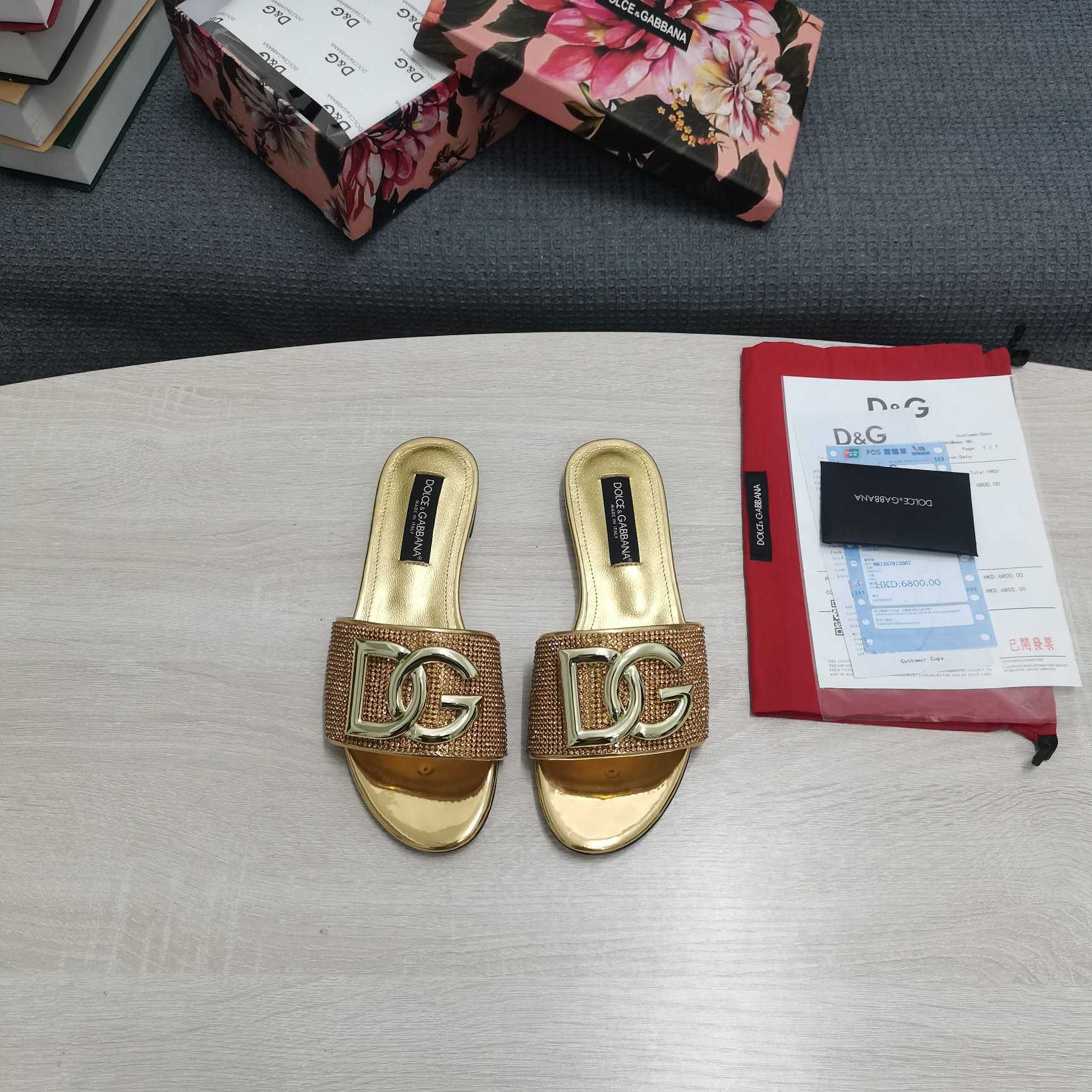 Dolce & Gabbana DG Logo Sandal - DopestKickz