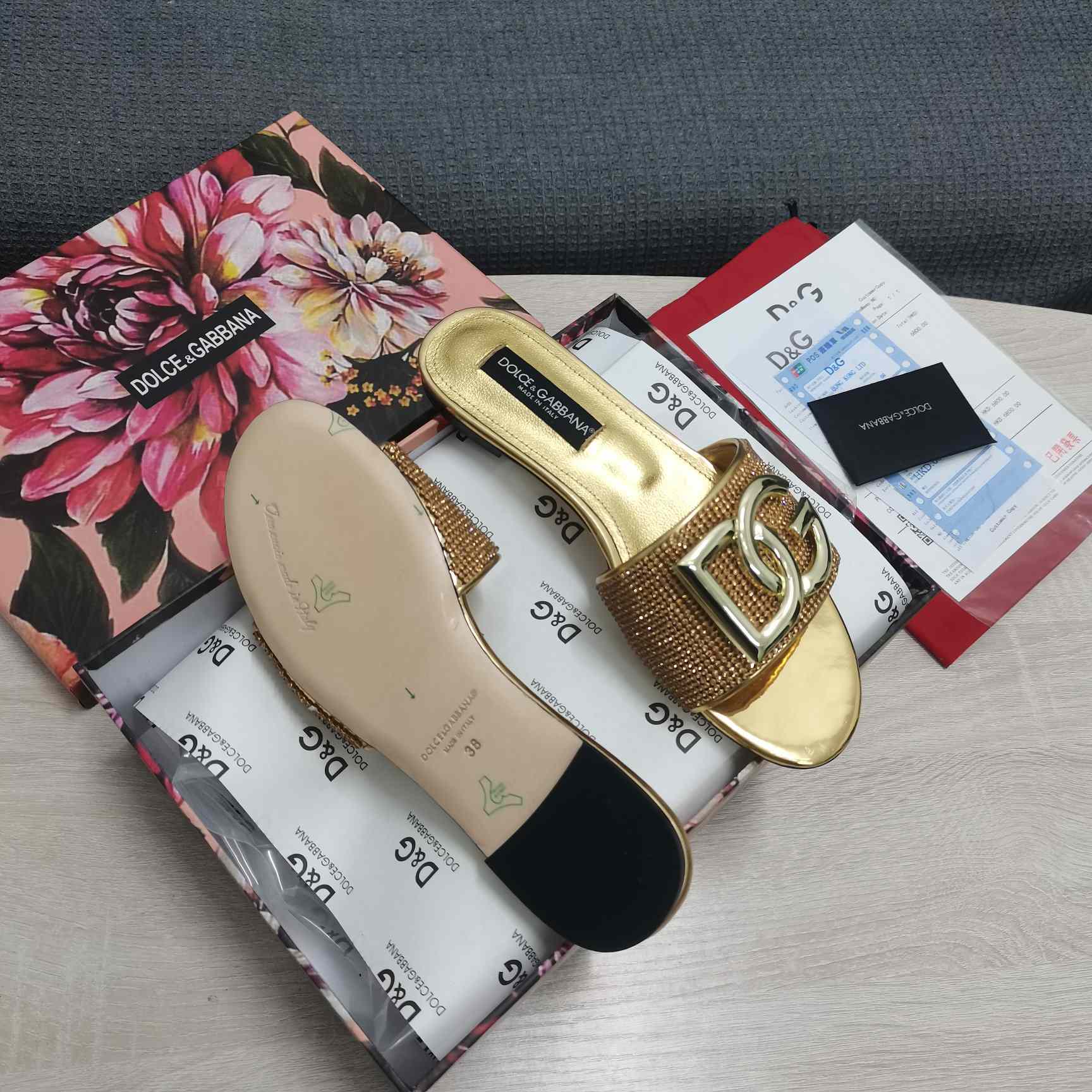 Dolce & Gabbana DG Logo Sandal - DopestKickz