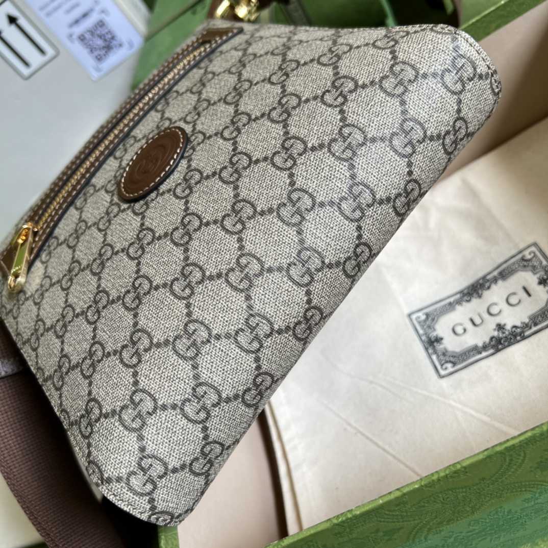 Gucci GG Supreme Messenger Bag(21-23.5-4.5cm)   - DopestKickz