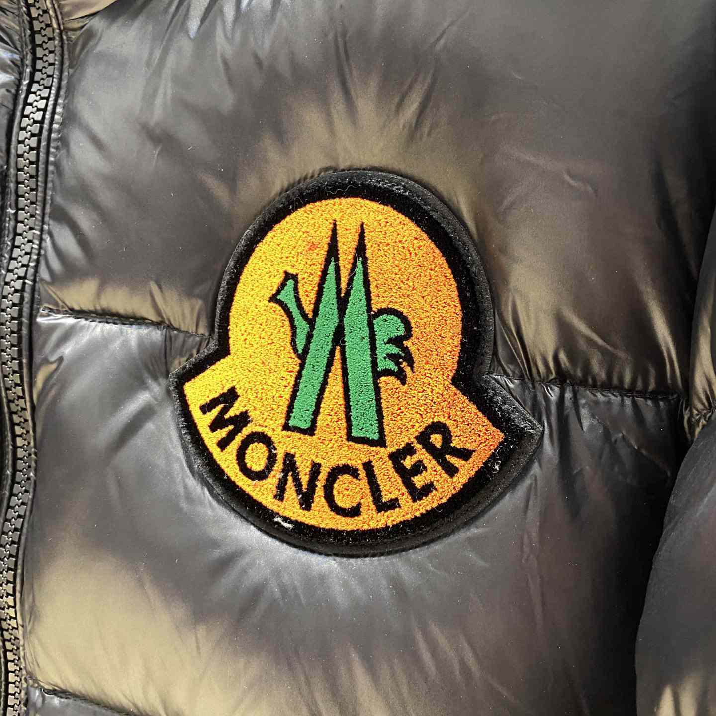 Moncler 2 Moncler 1952 Haggi Short Down Jacket - DopestKickz