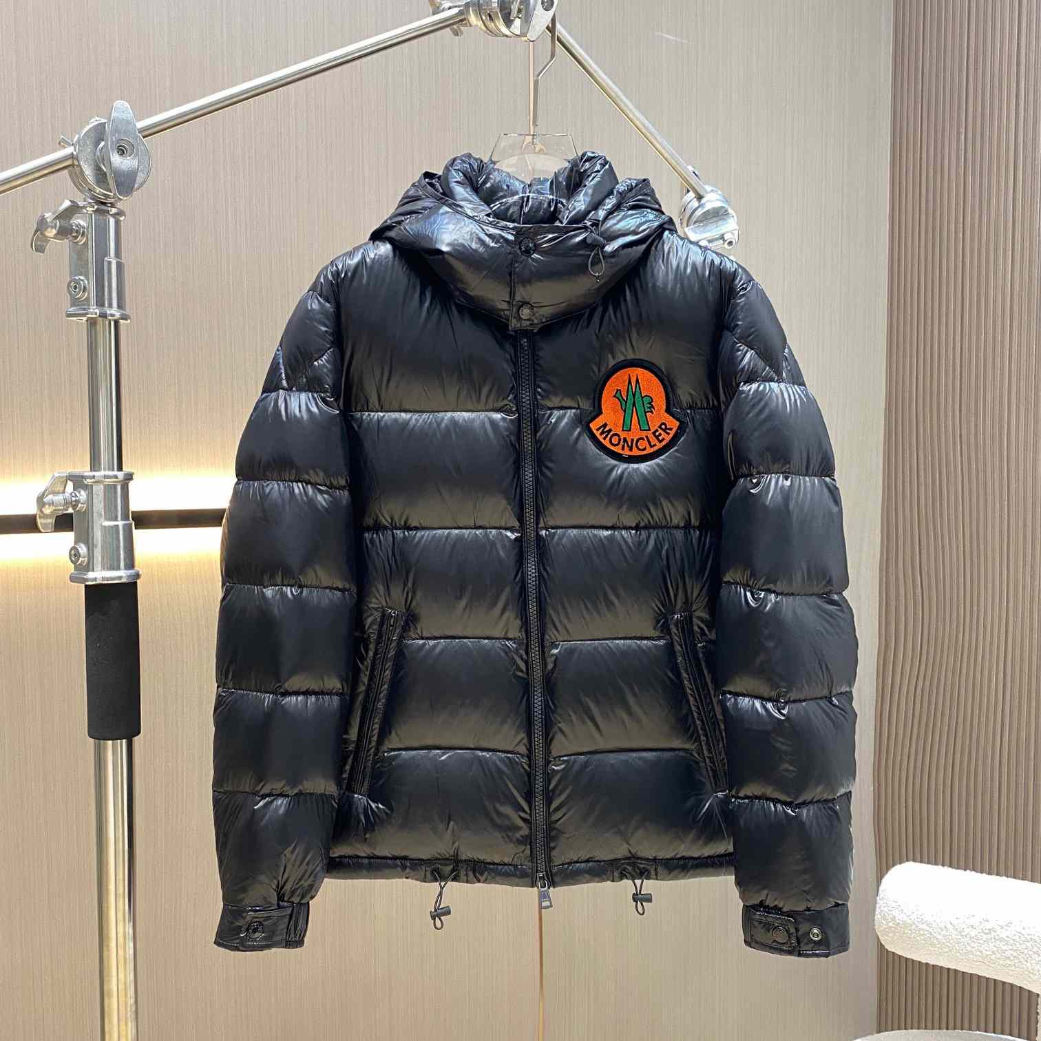 Moncler 2 Moncler 1952 Haggi Short Down Jacket - DopestKickz