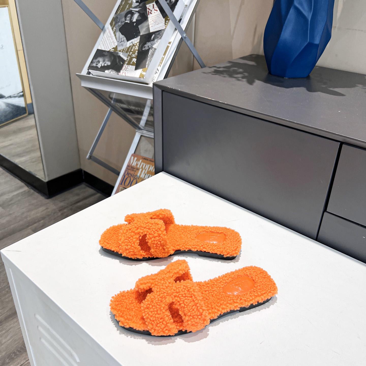 Hermes Oran Sandal - DopestKickz