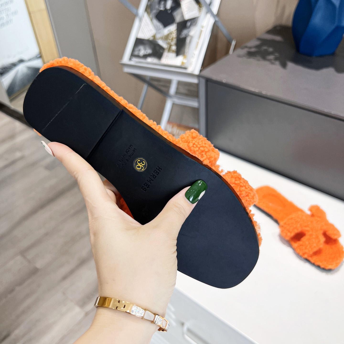 Hermes Oran Sandal - DopestKickz