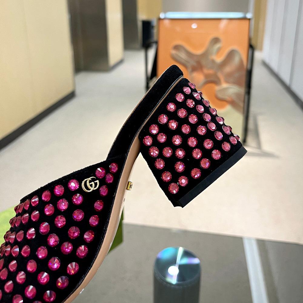 Gucci Women's Slide Sandal With Crystals - DopestKickz