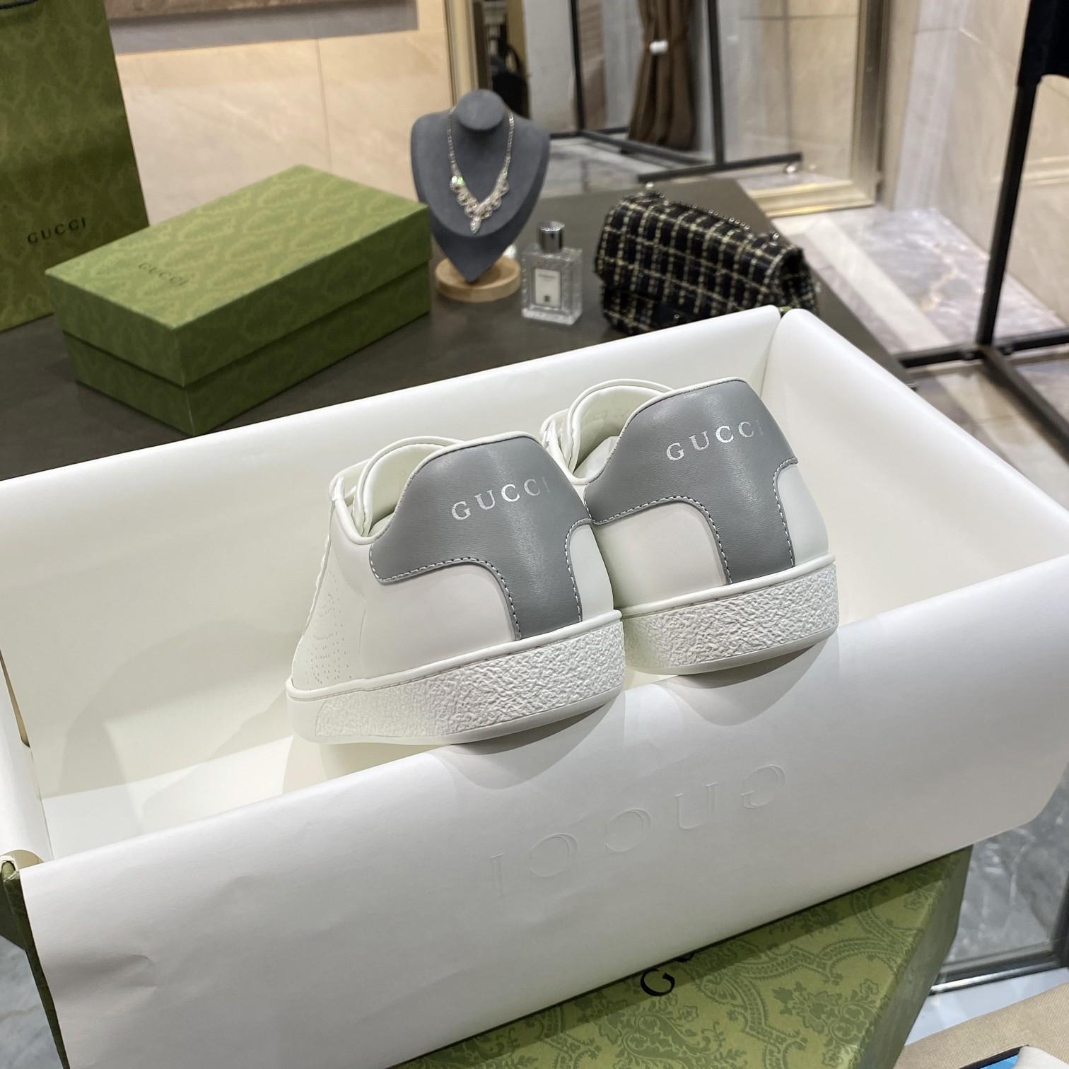 Dolce & Gabbana Sneakers - DopestKickz