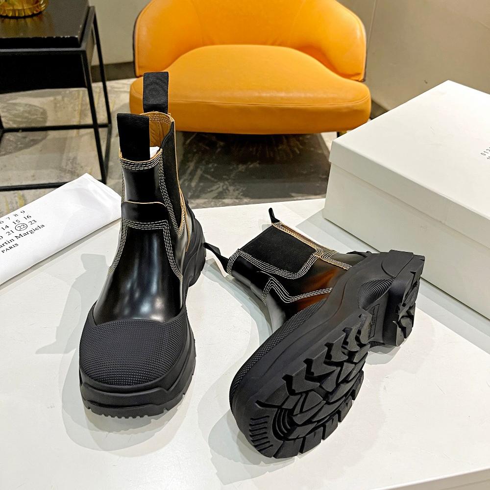 Maison Margiela Leather Chelsea Boots - DopestKickz