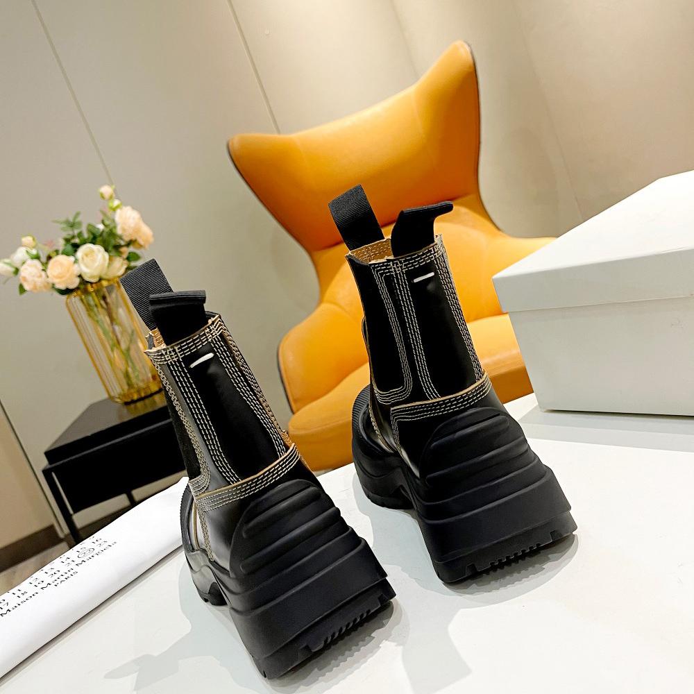 Maison Margiela Leather Chelsea Boots - DopestKickz