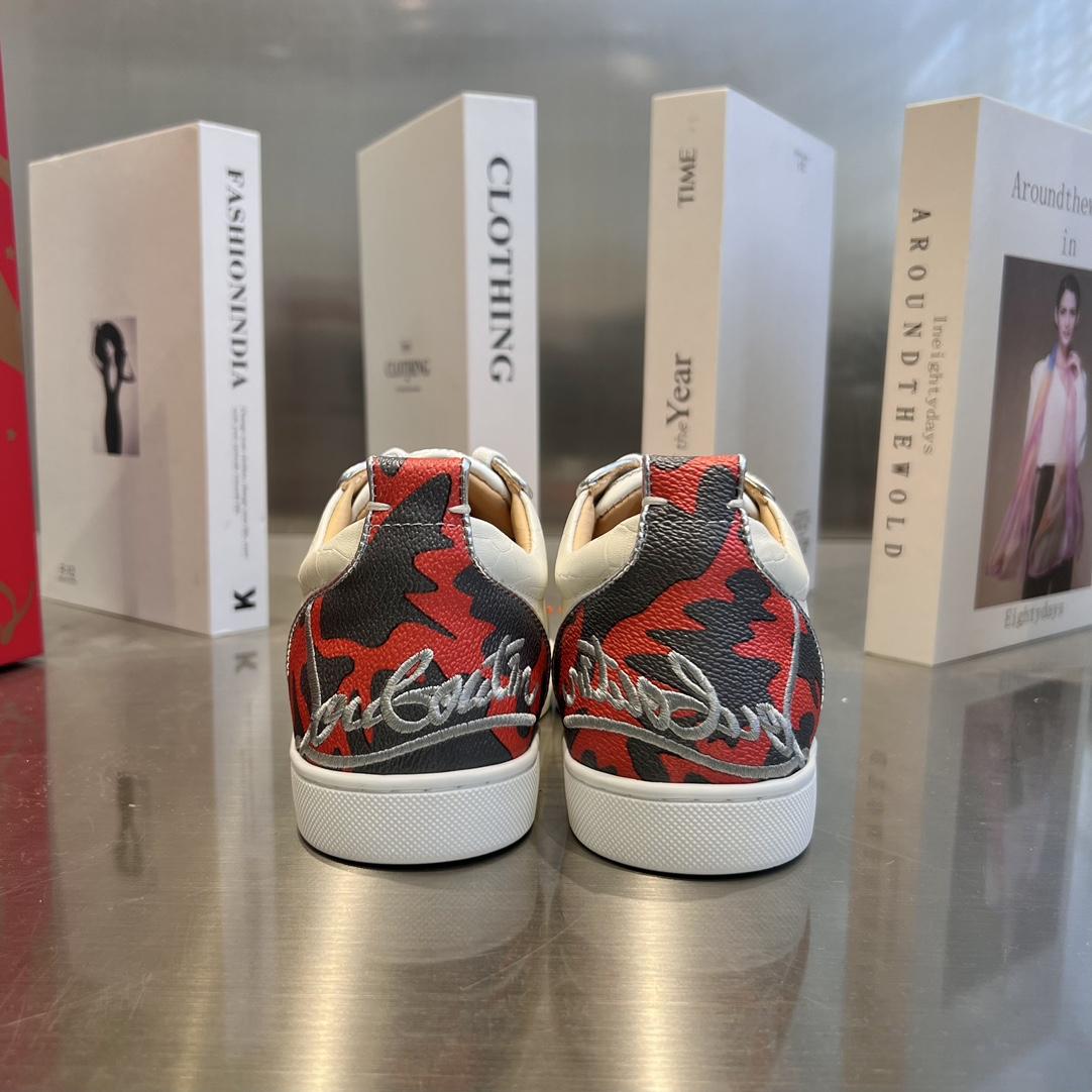 Christian Louboutin Low-Top Sneaker  - DopestKickz