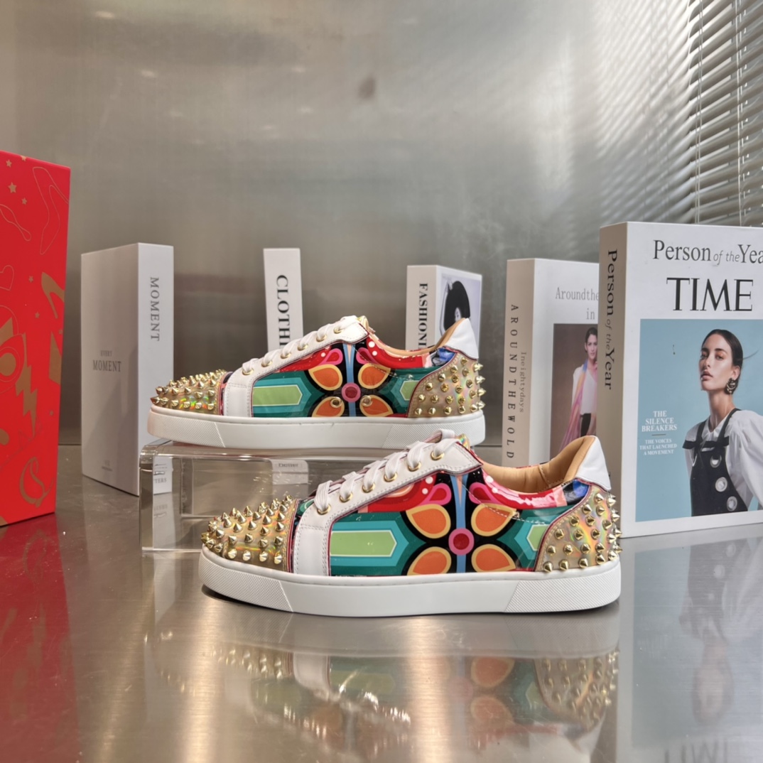 Christian Louboutin Low-Top Sneaker - DopestKickz