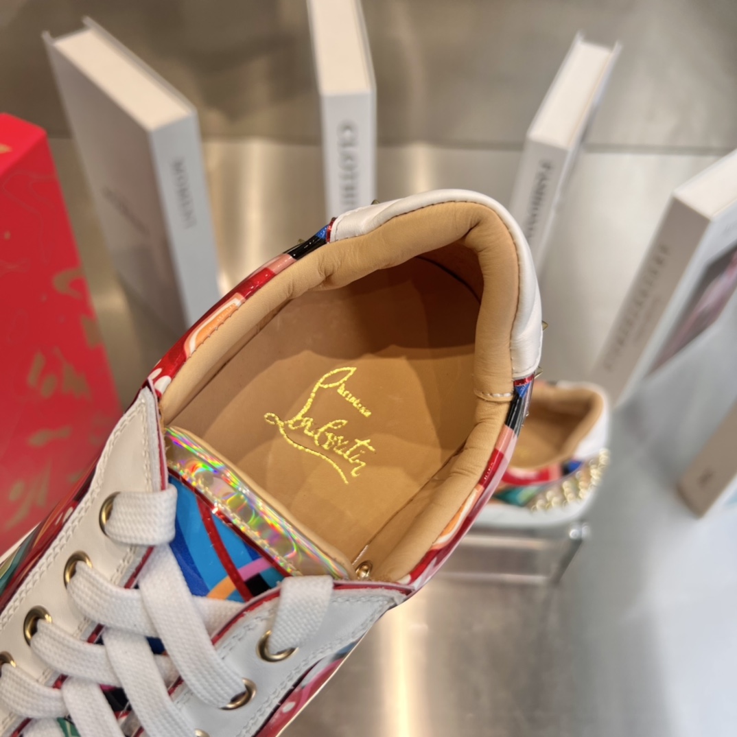 Christian Louboutin Low-Top Sneaker - DopestKickz