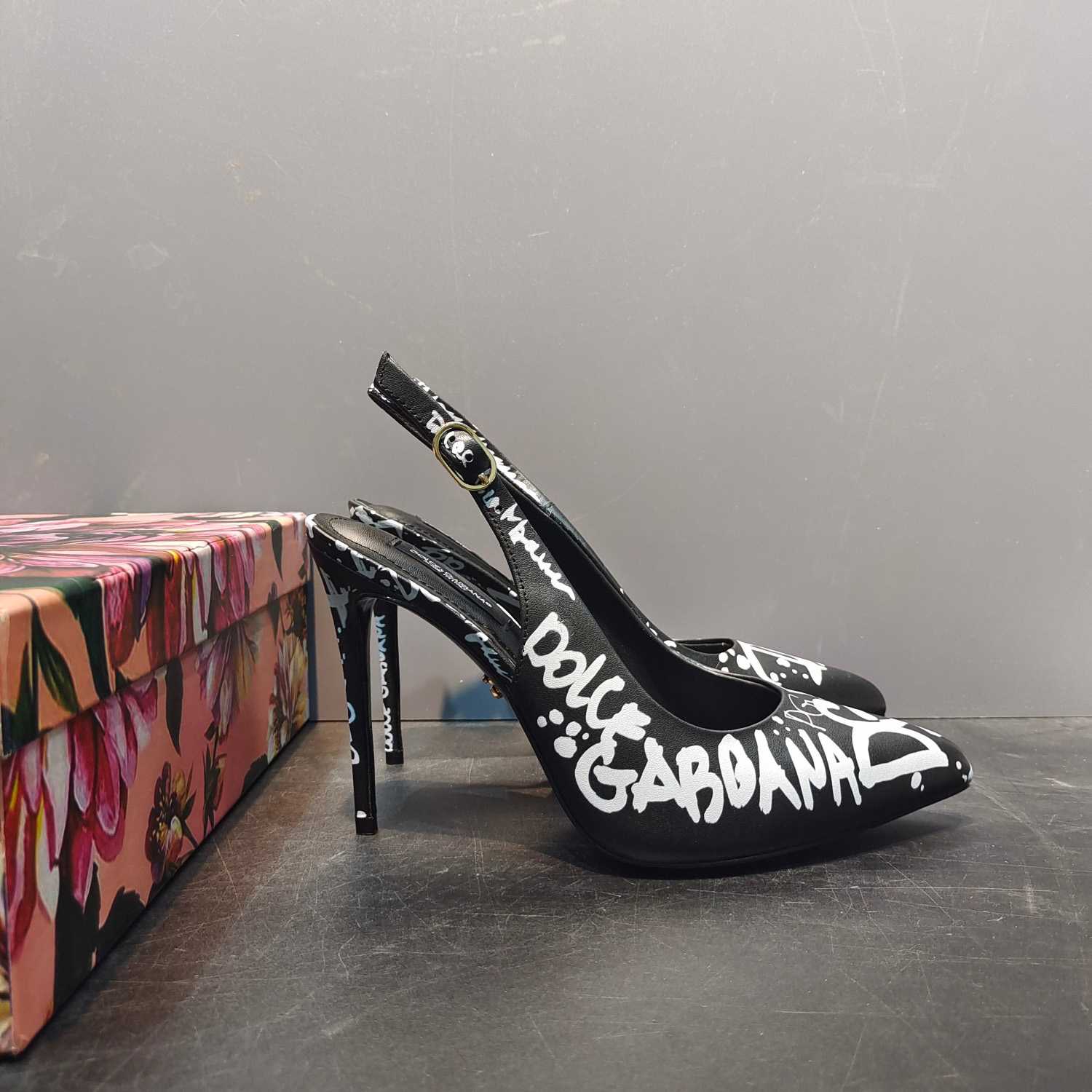 Dolce & Gabbana Calfskin Slingbacks With Logo Print - DopestKickz