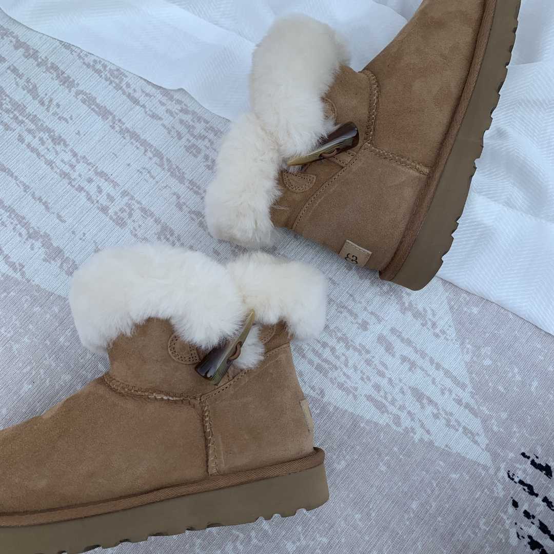 Ugg Ankle Boots - DopestKickz