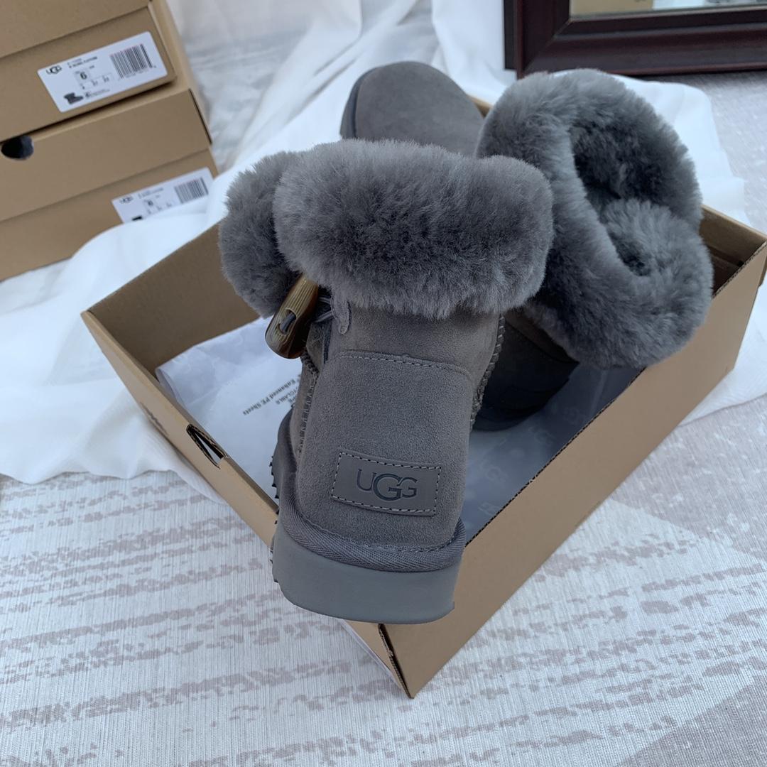 Ugg Ankle Boots - DopestKickz