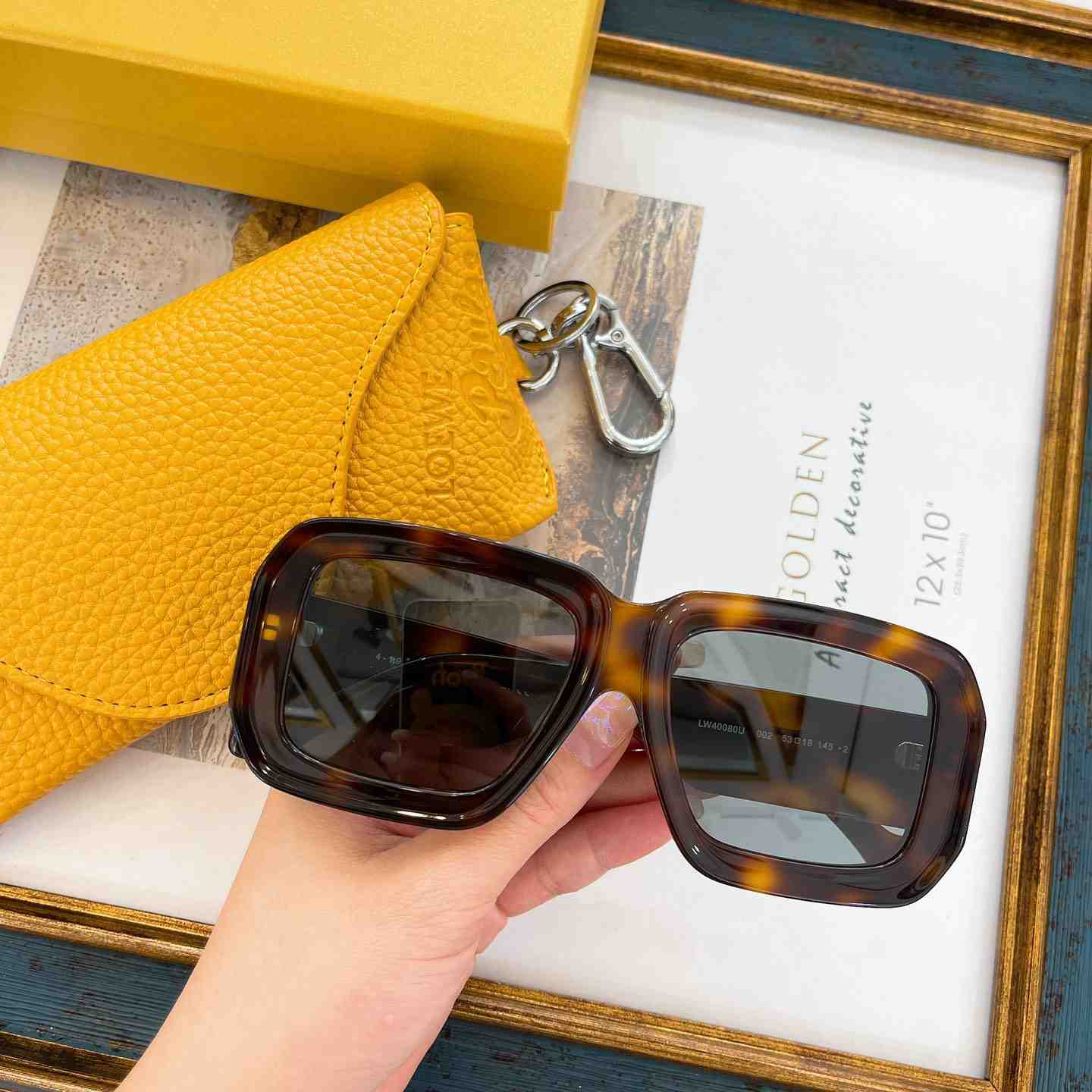 Loewe Paula's Ibiza Dive Sunglasses    LW40080U - DopestKickz