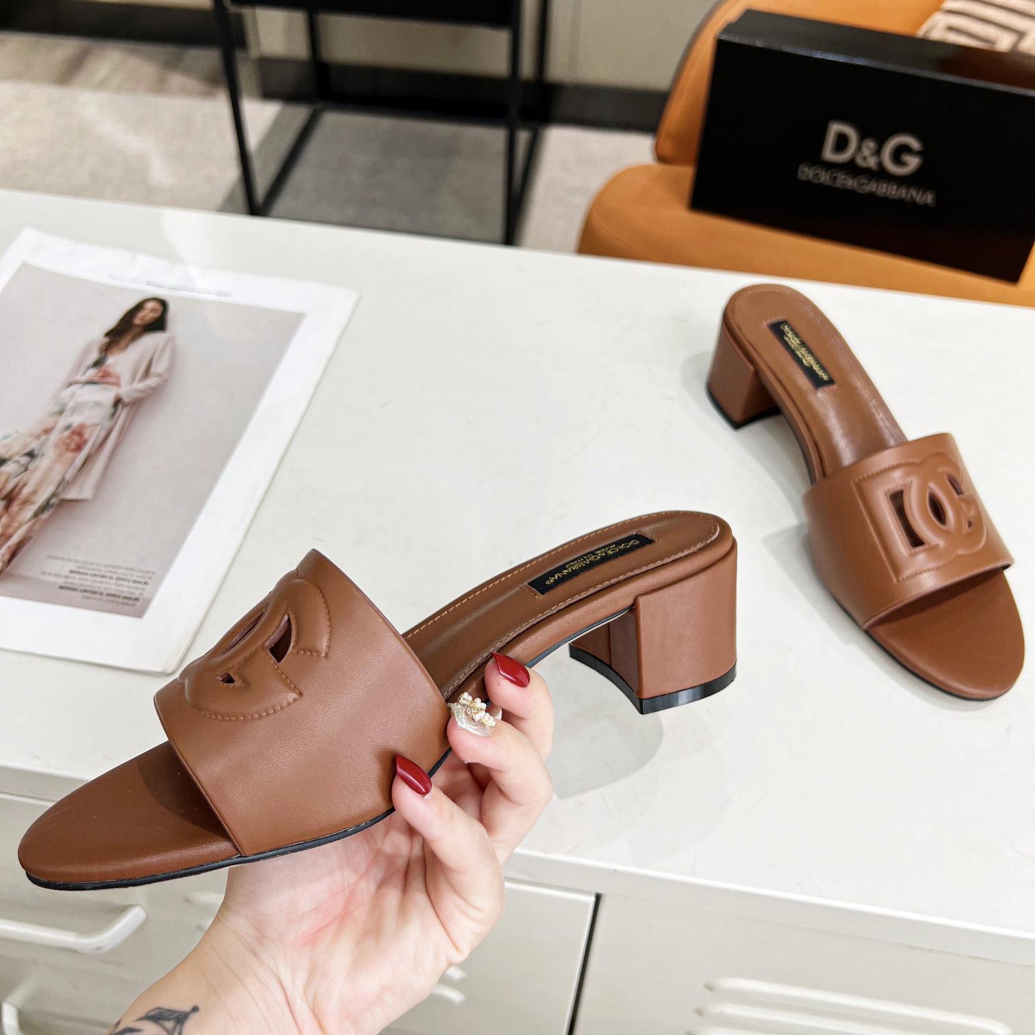 Dolce & Gabbana Calfskin Sliders With DG Logo - DopestKickz