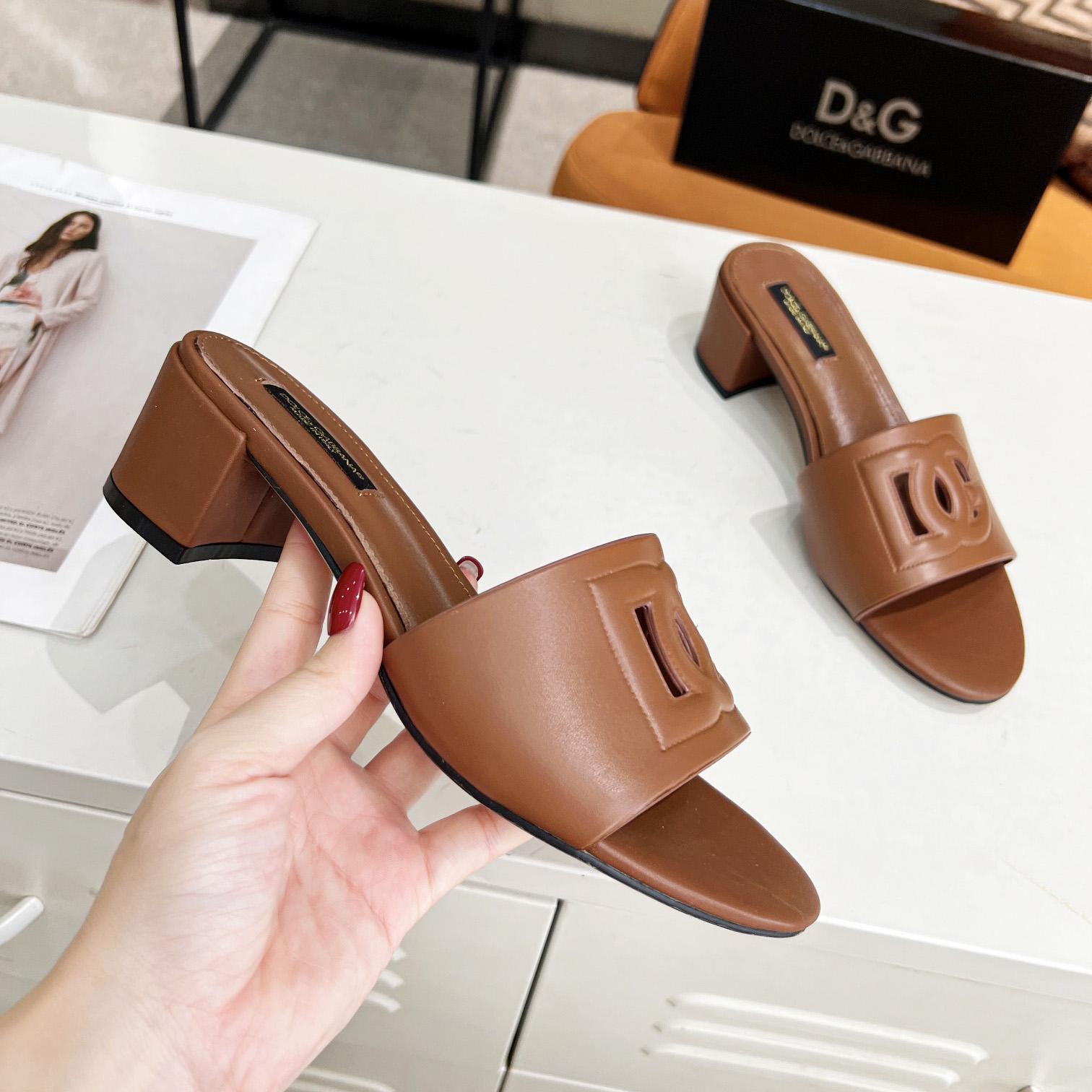 Dolce & Gabbana Calfskin Sliders With DG Logo - DopestKickz