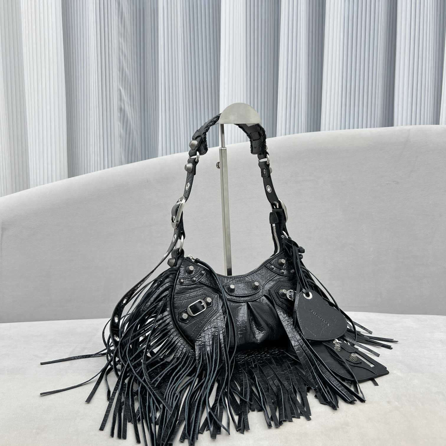 Balenciaga Women's Le Cagole Shoulder Bag(26-16-9.9cm) - DopestKickz