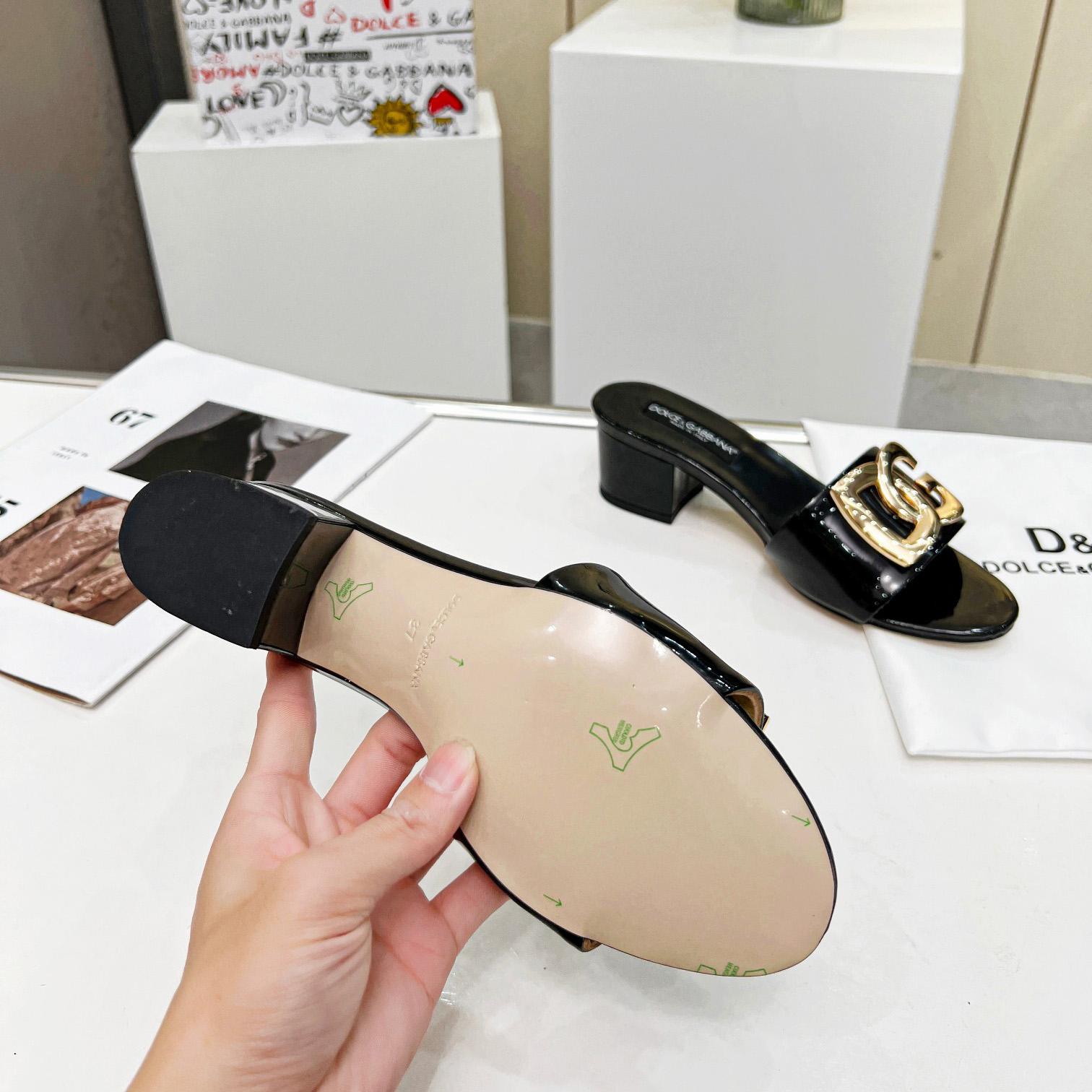 Dolce & Gabbana Polished Calfskin Sliders With DG Logo - DopestKickz