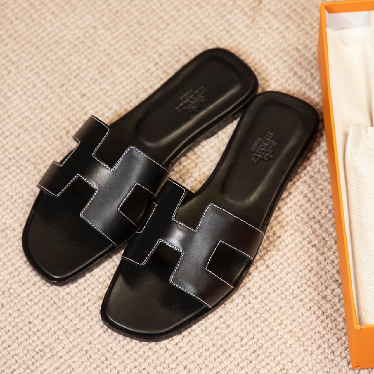 Hermes Oran Sandal - DopestKickz